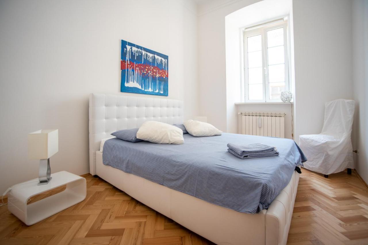 Art & History - New - Modern Classic Apartment Terst Exteriér fotografie
